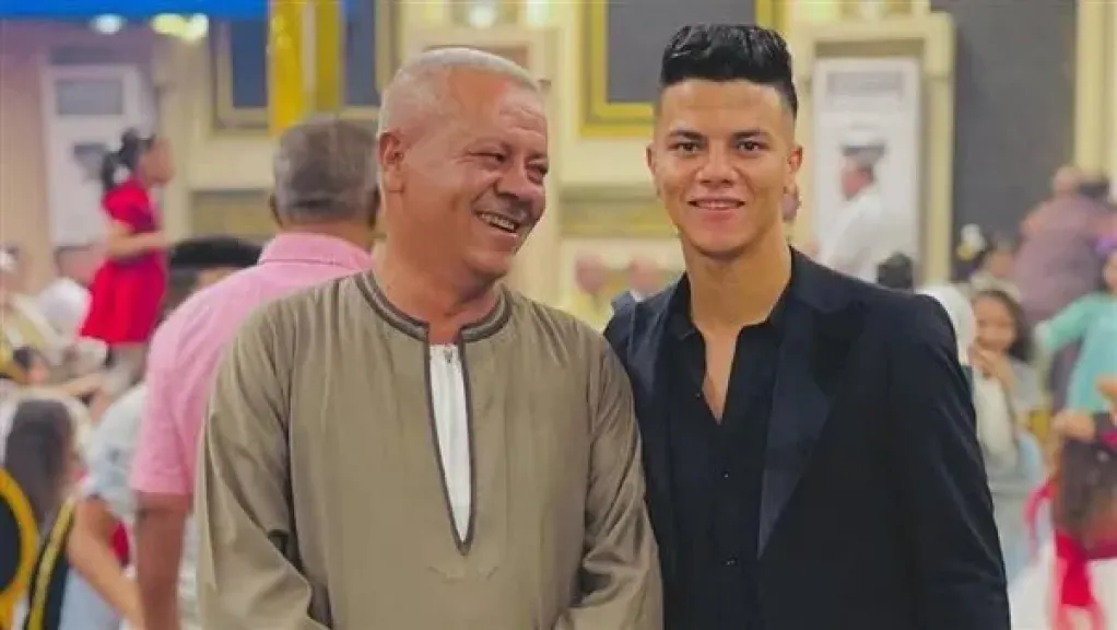 الاتحاد الجزائري يقدم واجب العزاء للزمالك في وفاة والد محمد شحاتة