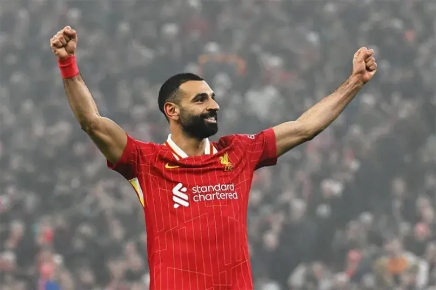 نجم ليفربول يحذر: رحيل صلاح قد يفتح أزمة مشابهة لتوتنهام بعد سون