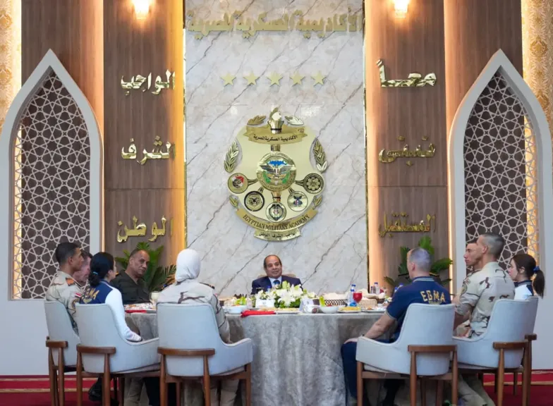 الرئيس السيسي يؤكد أن الأزمة الإيرانية وتصاعد التوترات في المنطقة ألقت بظلال سلبية وخطيرة على الاقتصاد العالمي واستقرار المنطقة