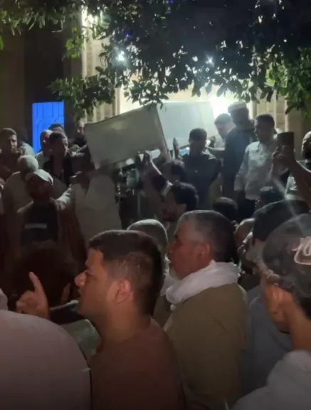 جنازة مهيبة تهز القلوب.. الوداع الأخير لضحايا حادث سنديون المروع