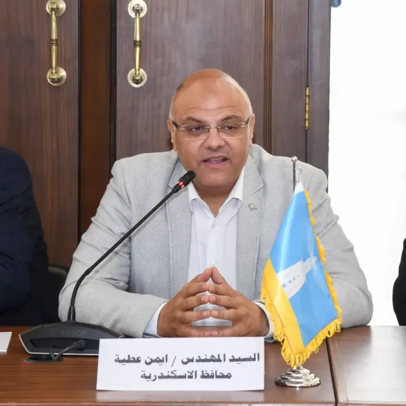 محافظ الإسكندرية يعلن تفعيل  ” الشباك الموحد” لتراخيص المحال العامة بالغرفة التجارية