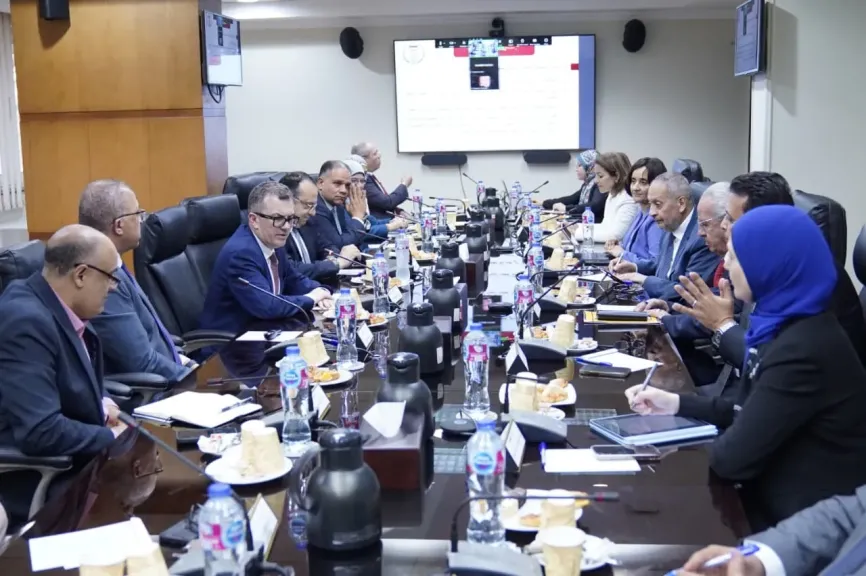 وزير التخطيط يترأس اجتماع مجلس إدارة معهد التخطيط القومي