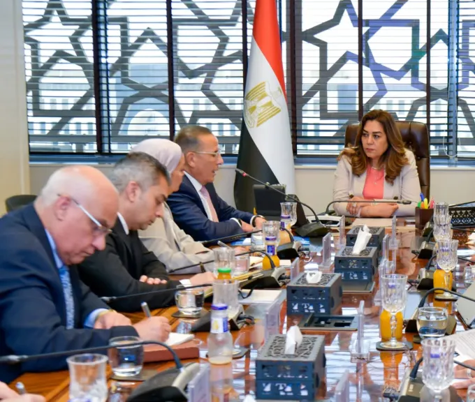 منال عوض تبحث مع الغرف السياحية فرص الاستثمار البيئي بشرم الشيخ وفق ضوابط تحافظ على المحميات الطبيعية