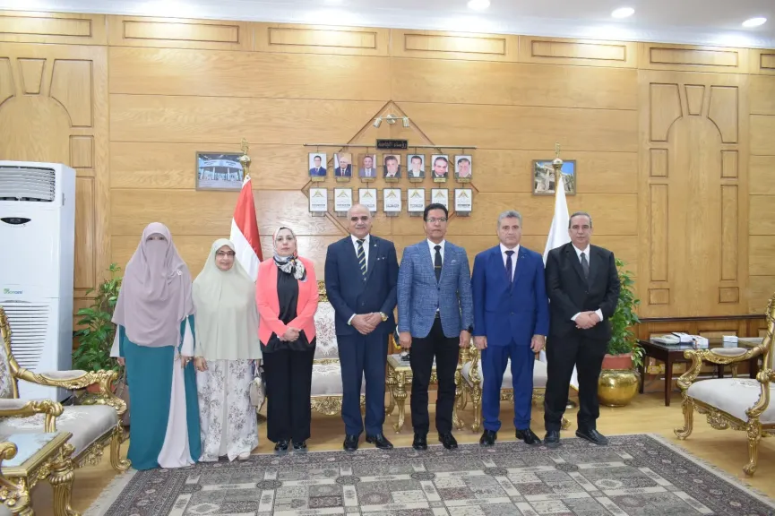 رئيس جامعة بنها: دعم كامل للباحثين والإرتقاء بالمستوى العلمي أولوية