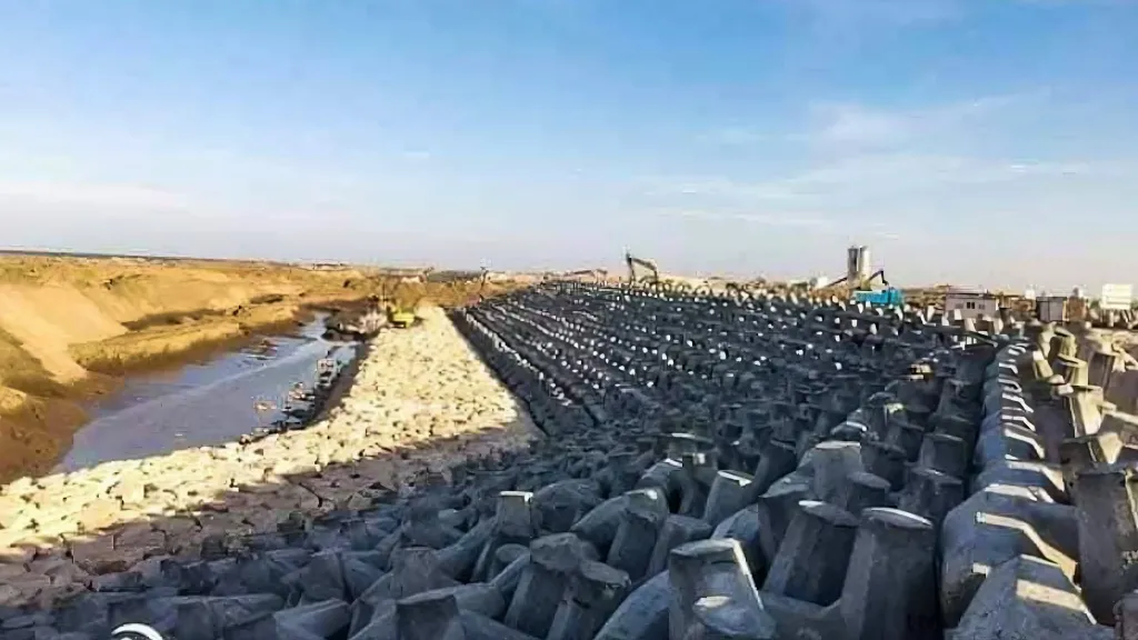 ماذا يحدث على سواحل مصر؟ خطة ضخمة لمواجهة تغير المناخ