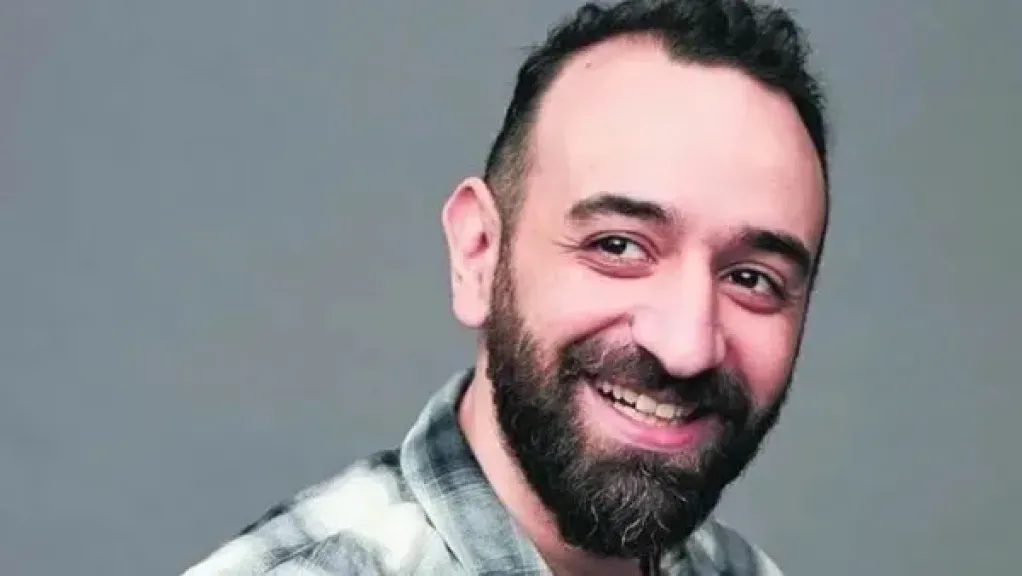 ”تجربة المشاهدة تحولت إلى معاناة”.. عمرو سلامة يطالب دور السينما باتخاذ الإجراءات اللازمة ضد المزعجين في صالات العرض