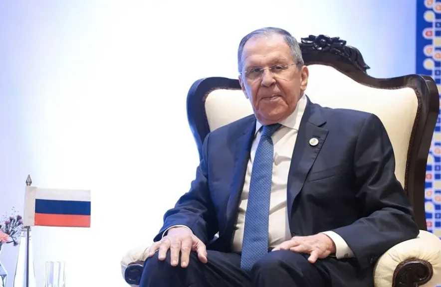لافروف: من غير المقبول أن تملك دول ”بريكس” تأثيرا أقل من دول مجموعة السبع