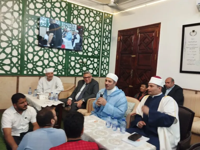 بحضور شمعة وبغدادي ...مؤسسة حي علي الوداد تنظم مجلسها العلمي الأسبوعي بالحسين