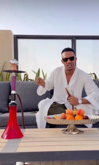 بفيديو تمثيلي.. محمد رمضان يروج لأغنية ” ياكوزا” مع الراب الألمانى التركى mero