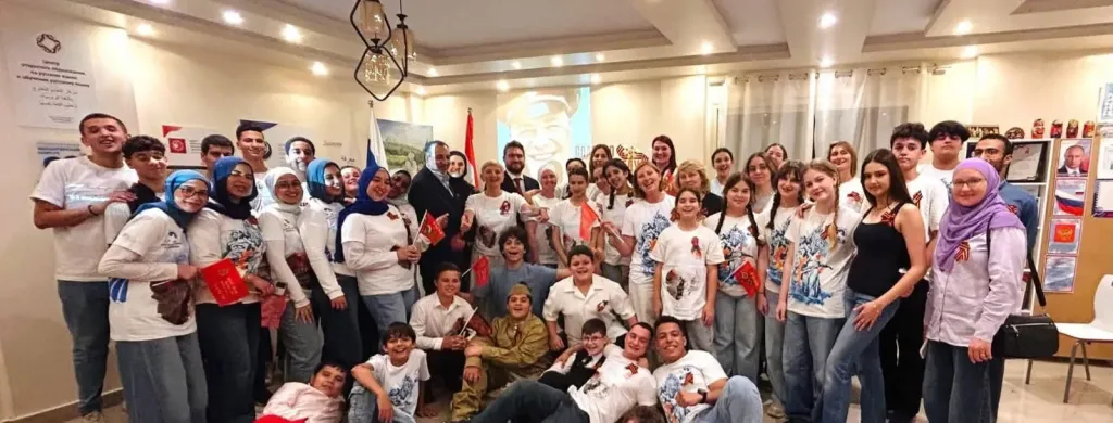متطوعو ”بابيدا” الروسية احتفلوا بعيد النصر في القاهرة