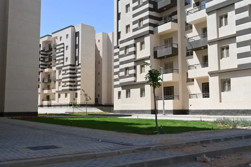 وزيرة الإسكان تتابع موقف تنفيذ وحدات “سكن لكل المصريين” بمدن حدائق أكتوبر وأكتوبر الجديدة وحدائق العاشر والعاشر من رمضان والعبور الجديدة
