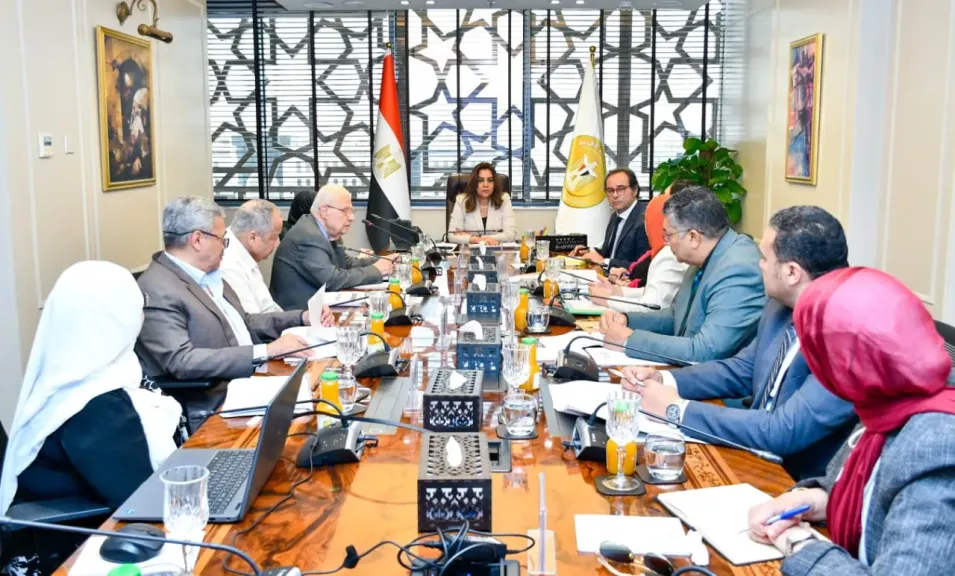 تطوير شامل لمنظومة القيد والاعتماد البيئي ورفع كفاءة الاستشاريين والأخصائيين البيئيين