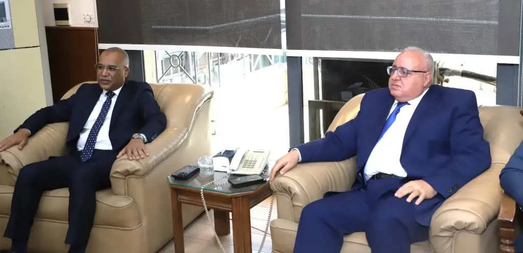 رئيس نقابة البترول يزور «بوتاجاسكو» لبحث دعم العاملين وخطط التوسع وتعزيز استقرار بيئة العمل