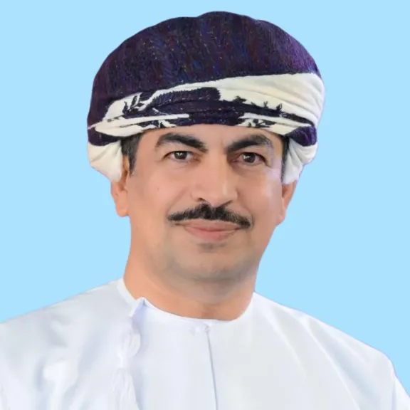 وزارة الإعلام العُمانية تحتفي بإطلاق الفيلم الوثائقي «الدختر طومس» توثيقًا لمسيرة طبيب كرس حياته لخدمة الإنسان
