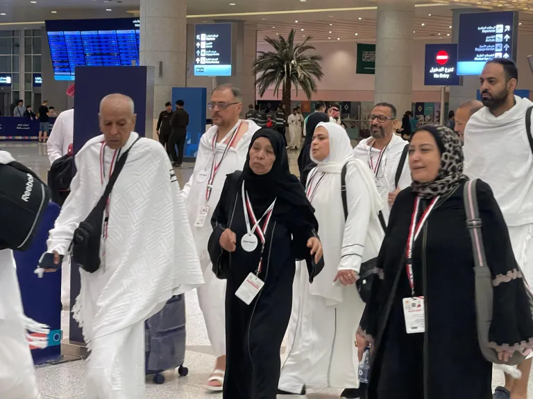 من ساحات البطولة إلى بيت الله الحرام.. تكريم إنساني لأسر شهداء الشرطة