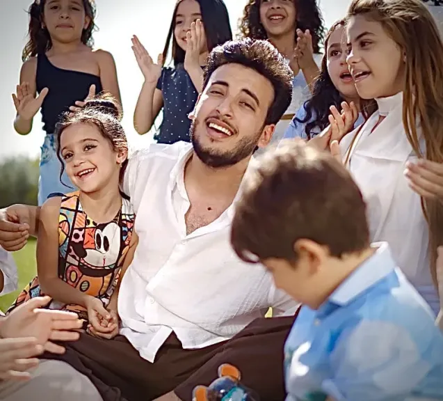 الحسن عادل يطرح كليب دينى بعنوان ”نبينا محمد نبينا” بكلمات مؤثرة
