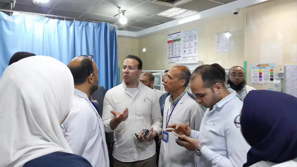 وكيل ”صحة البحيرة” يوجه  بسرعة تشغيل جهاز الأشعة المقطعية الجديد بمستشفى إيتاي البارود