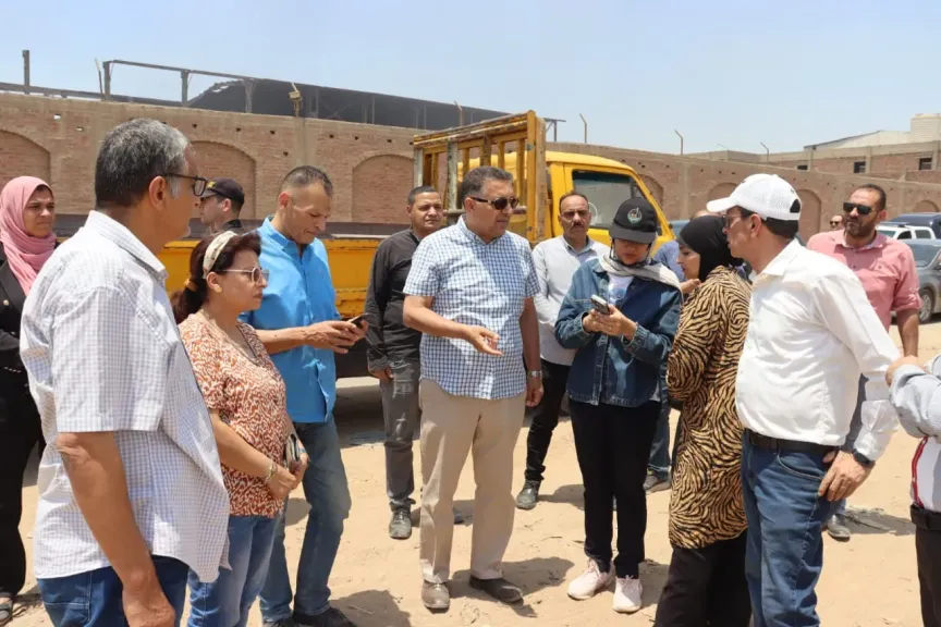 ضمن خطة حماية المواطنين.. محافظ القليوبية يتابع إنشاء شلتر لإيواء الكلاب الضالة