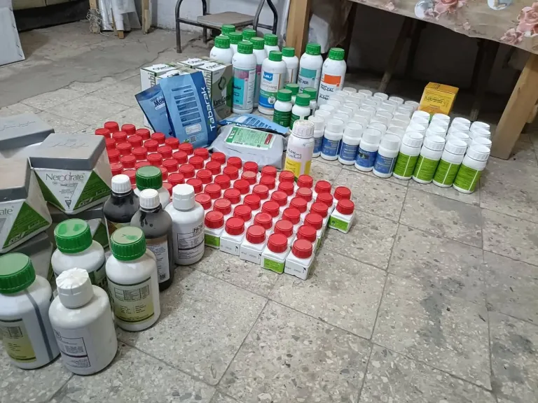 ضبط 164 عبوة مبيدات زراعية منتهية الصلاحية خلال حملة تموينية بمدينة بلطيم