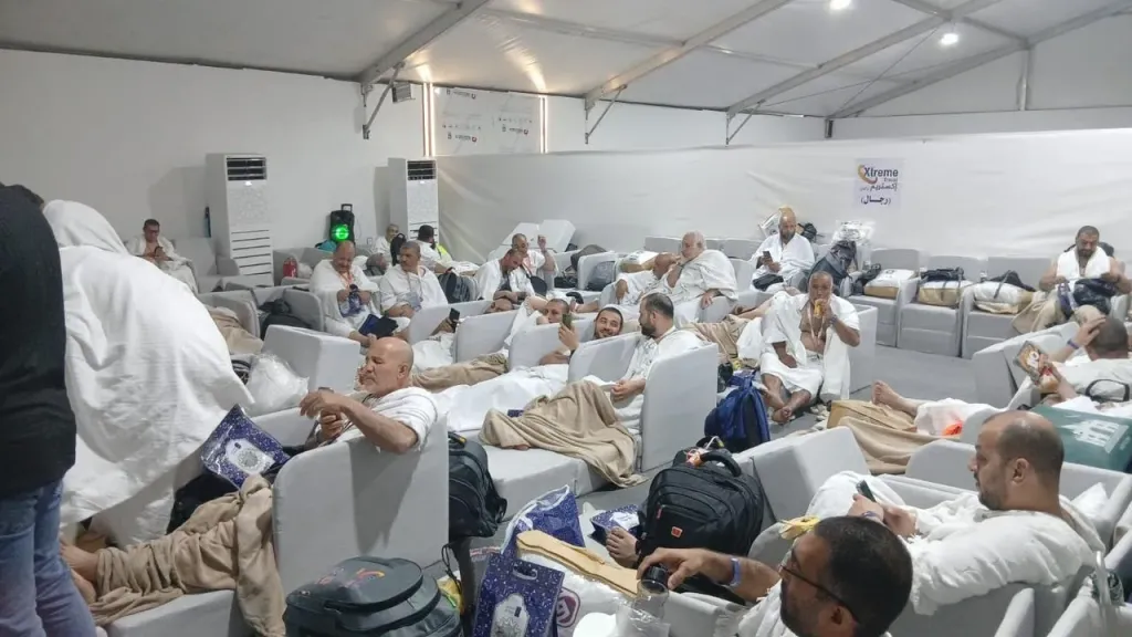 رئيس لجنة الحج بنقابة الصحفيين: تصعيد كافة حجاج النقابة إلى عرفات الله بنجاح