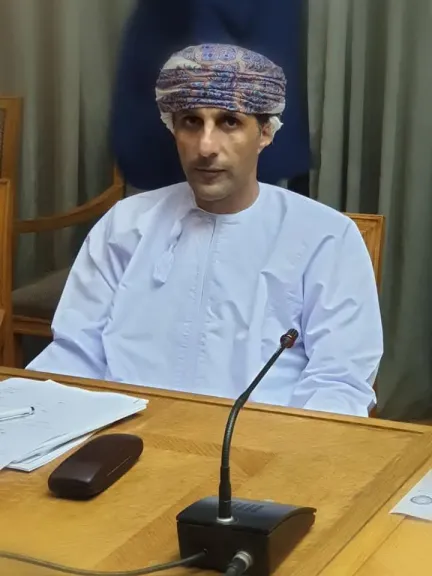 العبري : تهديد ترامب لمسقط إفلاس سياسي