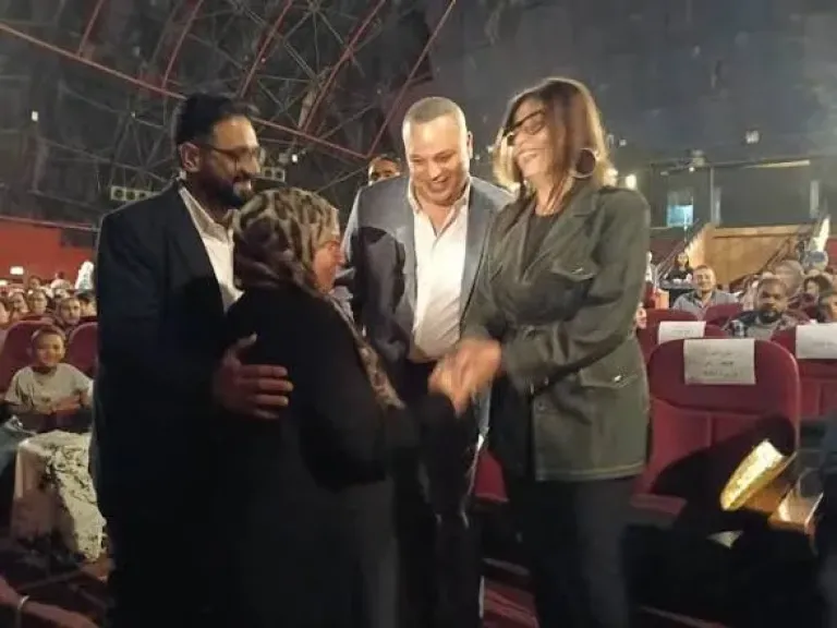 برعاية وحضور وزيرة الثقافة.. أفتتاح العرض الغنائي الإستعراضي ”غرام في الكرنك” بمسرح البالون