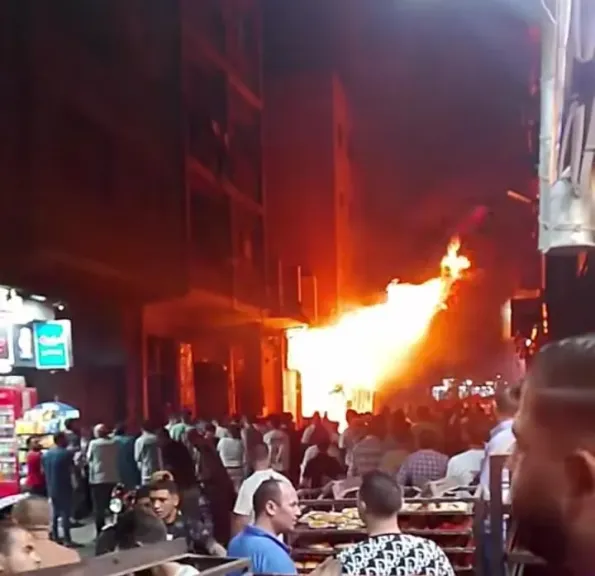 حريق هائل يلتهم محلات”الدهانات” بالوراق وسط تصاعد كثيف للدخان