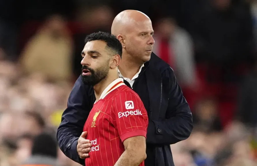 بعد إقالة آرني سلوت.. هل يستمر محمد صلاح مع ليفربول؟