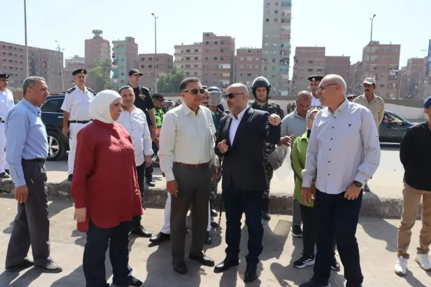 إزالة مبنى مخالف بعد محاولة خداع الأجهزة التنفيذية في الخصوص