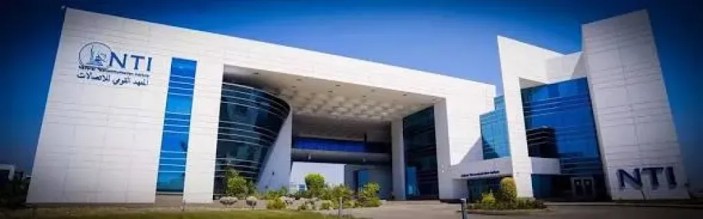تعاون بين «القومي للاتصالات» وشركة أوبليسكي لتأهيل الشباب لسوق العمل في مجالات الذكاء الاصطناعي