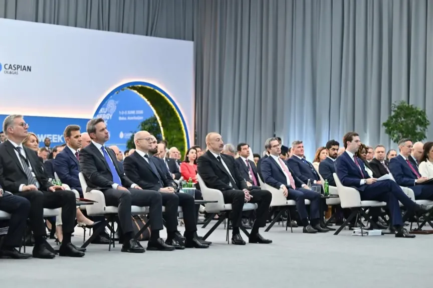 وزير البترول يمثل مصر في افتتاح أسبوع باكو للطاقة بأذربيجان ويشارك في المنتدى الوزاري رفيع المستوى