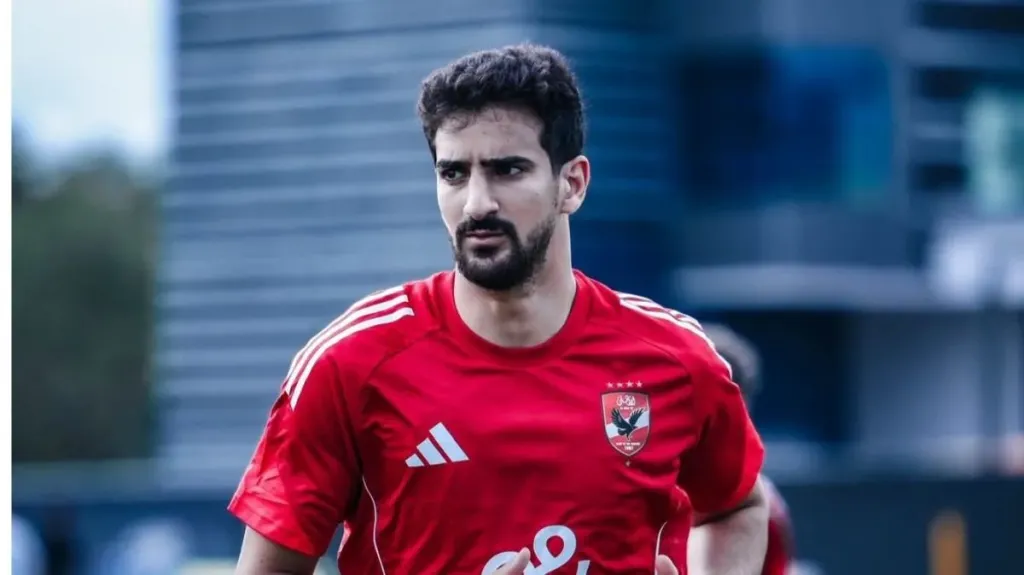 محمد علي بن رمضان يرحب بالرحيل عن الأهلي.. والشمال القطري يترقب حسم الصفقة