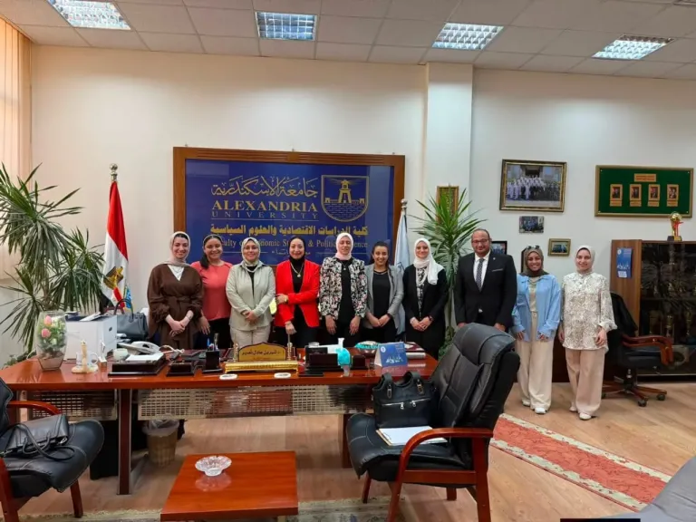 وفد مركز القياس بجامعة الإسكندرية يزور كلية الدراسات الاقتصادية والعلوم السياسية