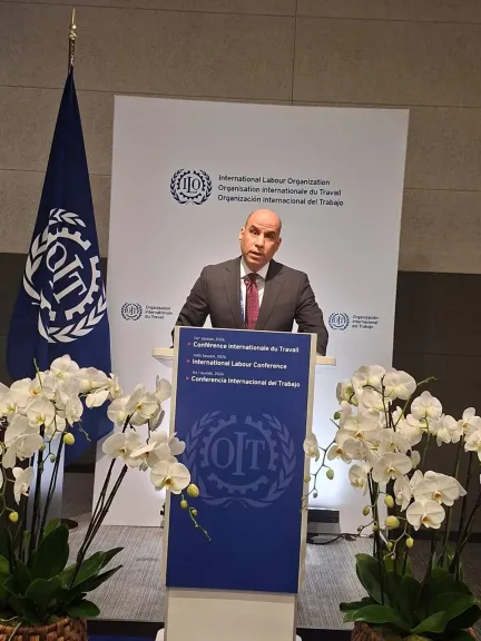 وزير العمل :الاستفادة المثلى من التحول التكنولوجي تتطلب تطوير التشريعات الوطنية ورفع المهارات لمواكبة ثورة الذكاء الاصطناعي