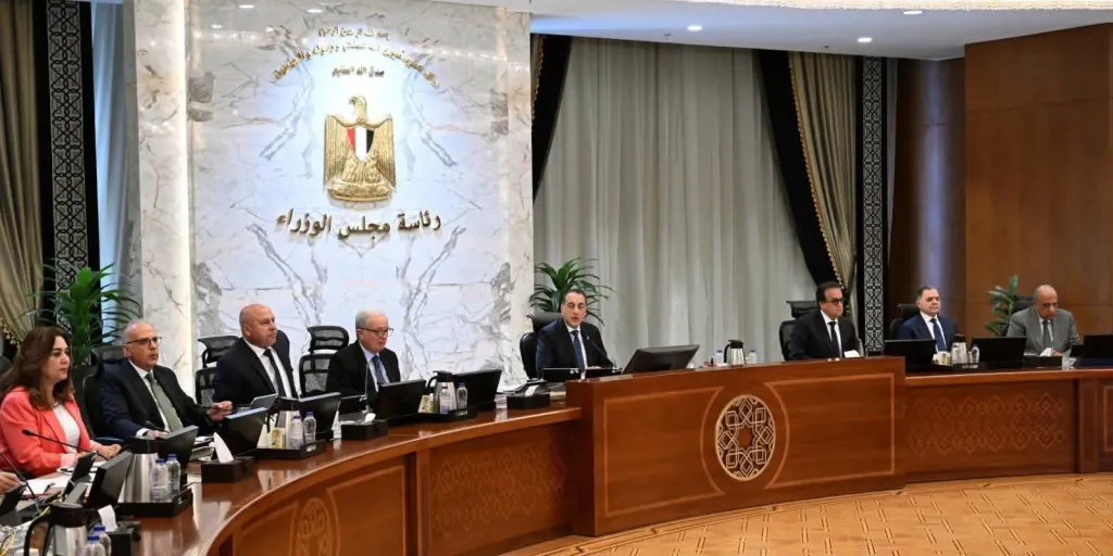 مجلس الوزراء يوافق على 4 اتفاقيات بترولية جديدة باستثمارات 52.9 مليون دولار وحفر 6 آبار