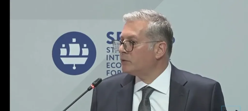 كريم بدوي: التعاون مع السعودية وروسيا يدعم تنويع مزيج الطاقة في مصر وزيادة الاستثمارات بقطاع البترول
