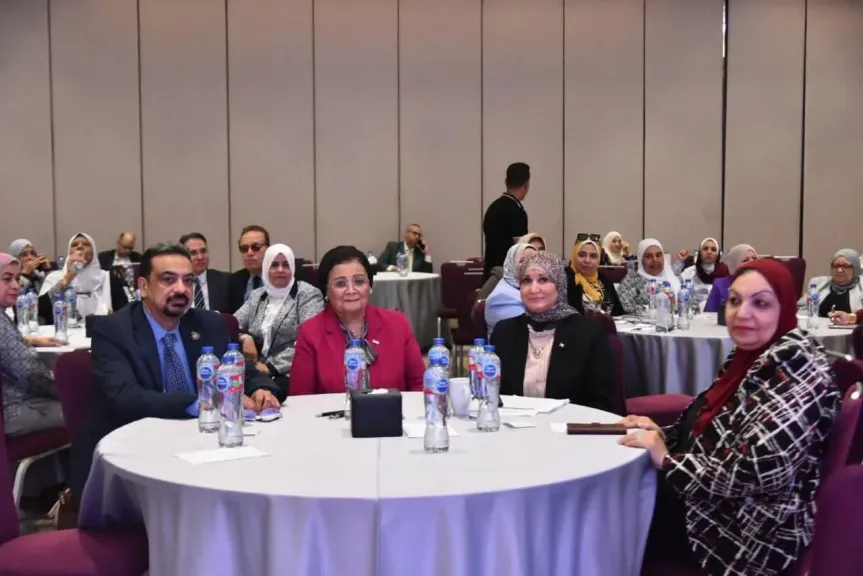 نقيب التمريض: تطوير مهنة القبالة ضرورة لدعم صحة الأم والطفل وخفض معدلات الولادة القيصرية في مصر