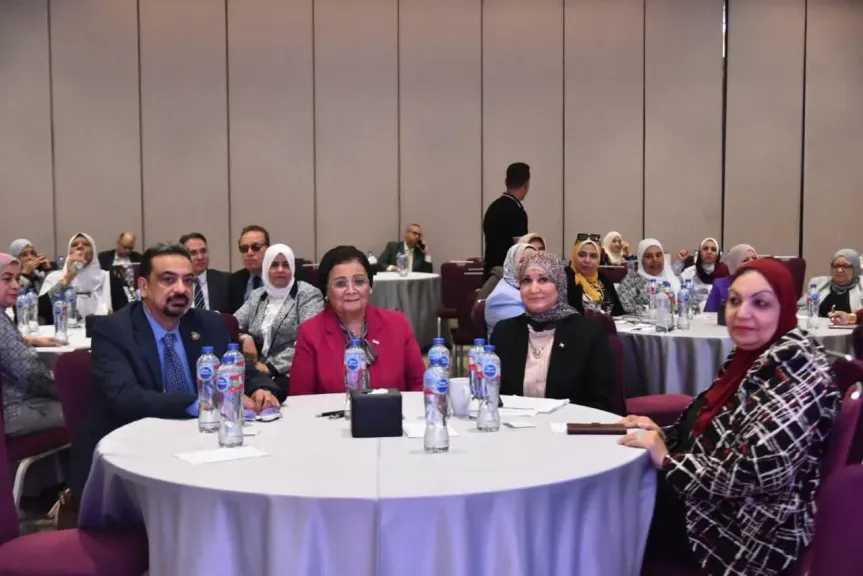 نقيب التمريض: تطوير مهنة القبالة ضرورة لدعم صحة الأم والطفل وخفض معدلات الولادة القيصرية في مصر