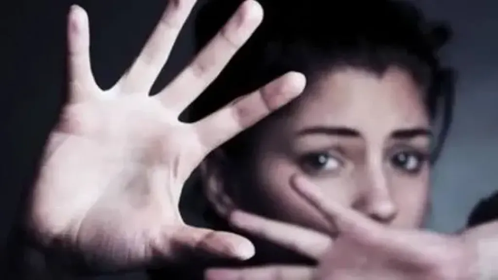 ”كانت تسمع صرخاتها كل ليلة”.. 4 سنوات من الرعب انتهت ببلاغ هز حلوان