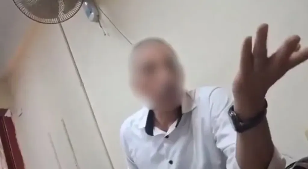 تجديد حبس مسؤول التعليم الإعدادي السابق بالقليوبية 15 يومًا في واقعة فيديو الابتزاز