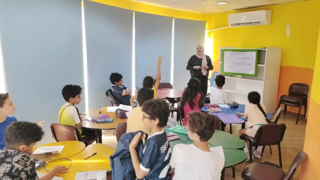 ورشة تعليم الخط العربي للأطفال في نادي سموحة