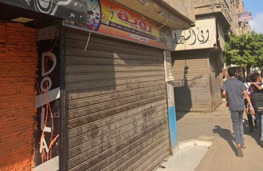 قبل امتحان الإعدادية.. حملة مكبرة لغلق المكتبات والإشغالات أمام اللجان بشبرا الخيمة