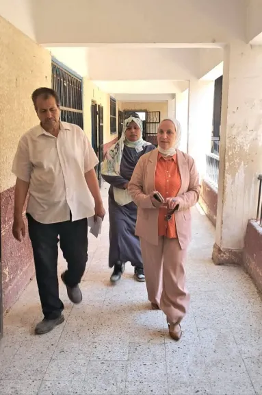 مدير «تعليم القاهرة» تتابع امتحانات المرج وتؤكد: لا تهاون في الانضباط