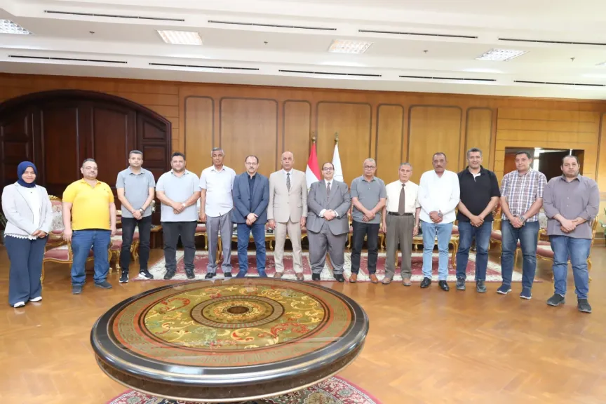 رئيس جامعة كفر الشيخ يترأس اجتماع لجنة التنسيق بالجامعة الأهلية استعدادًا لقبول الطلاب للعام الجامعي الجديد
