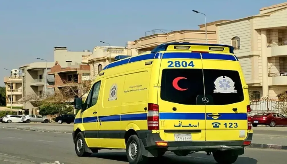 إصابة 5 أشخاص إثر انقلاب ميكروباص بطريق الإسكندرية الصحراوى