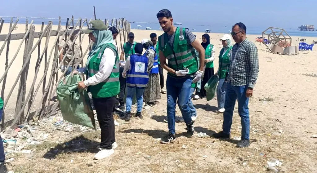 5 حملات لتنظيف الشواطئ و500 حقيبة صديقة للبيئة.. احتفالات مميزة بيوم البيئة العالمي