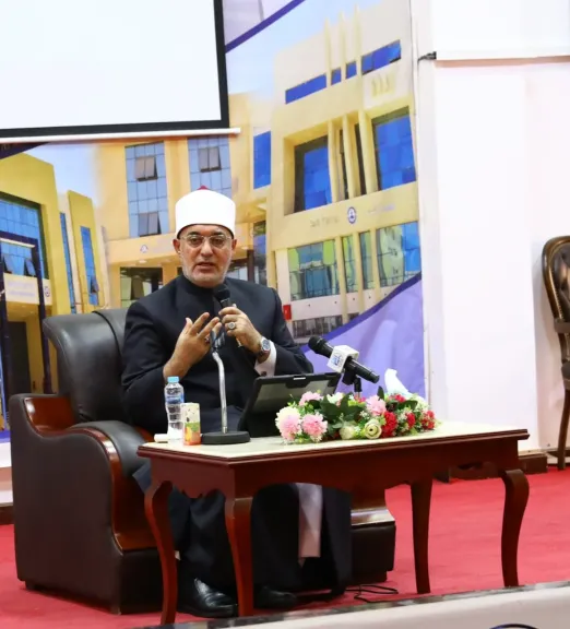 خلال محاضرة بجامعة العريش.. مفتي الجمهورية يؤكد: نشر الوعي وتصحيح المفاهيم ضرورة وطنية لمواجهة الفتن والتحديات الفكرية المعاصرة