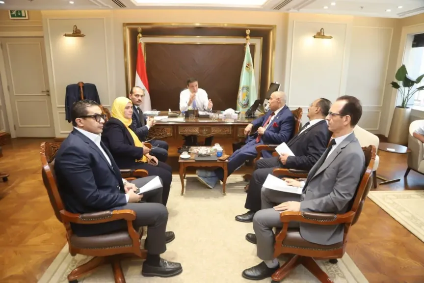 وزير الزراعة يلتقي أعضاء مجلسي النواب والشيوخ لبحث طلبات المواطنين والمزارعين وحل مشكلاتهم