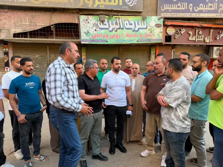 جانب من لقاء الأسرر المتضررة بعدد من القيادات