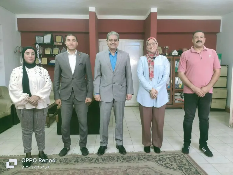 الجبالي يبحث سبل التعاون وتفعيل الخطط والبرامج للسكان بمراكز شباب بني سويف